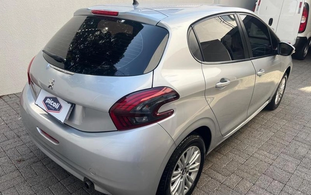 imagem-https://www.socarrao.com.br/sc-vehicle-images-prod/3227492/1789502033364-8361440_4_B_0ebc5ba231.jpeg
