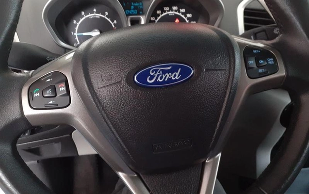imagem-https://www.socarrao.com.br/sc-vehicle-images-prod/3227543/1789419599795-8379331_13_B_a88d98a305.jpeg