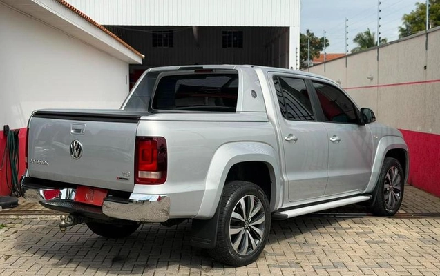 imagem-https://www.socarrao.com.br/sc-vehicle-images-prod/3227552/1790110082336-8379311_15_B_f4aa80cd8a.jpeg