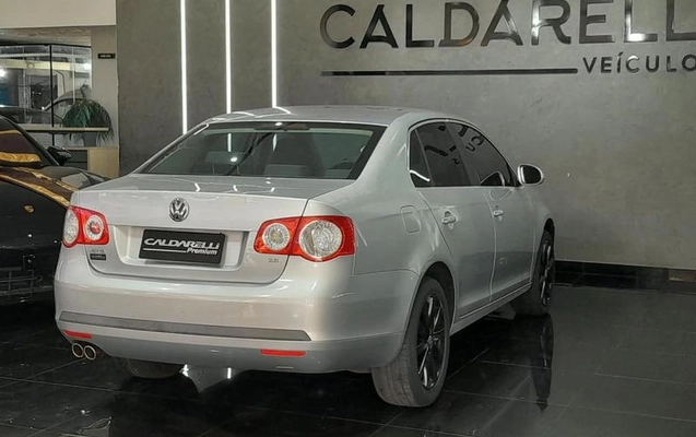 imagem-https://www.socarrao.com.br/sc-vehicle-images-prod/3227565/1792601972580-8377968_5_B_de8ce243ef.jpeg