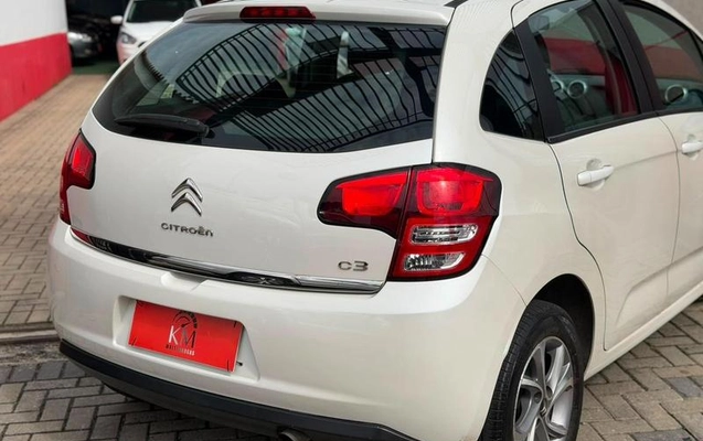 imagem-https://www.socarrao.com.br/sc-vehicle-images-prod/3227669/1790109070762-8379325_10_B_5c7f77503f.jpeg