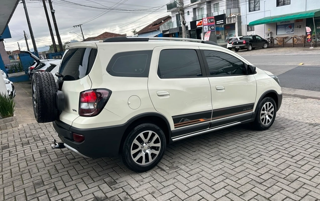 imagem-https://www.socarrao.com.br/sc-vehicle-images-prod/3228169/1786713321356-6c06b174-2f4b-4b31-9658-d0635ba67ade.jpeg