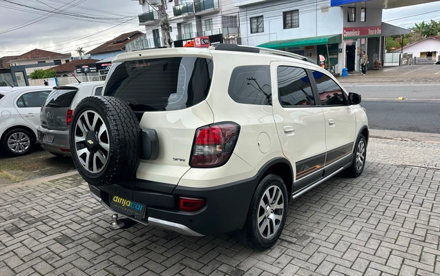 imagem-https://www.socarrao.com.br/sc-vehicle-images-prod/3228169/1786713321357-05d3d6af-dc87-4fc6-9aad-92cf934c34a6.jpeg