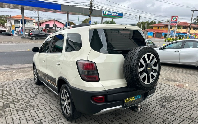 imagem-https://www.socarrao.com.br/sc-vehicle-images-prod/3228169/1786713321357-fda149e5-78e0-4d24-b175-c7117d92c034.jpeg