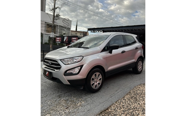 imagem-https://www.socarrao.com.br/sc-vehicle-images-prod/3228171/1786713329264-1_014002.jpg