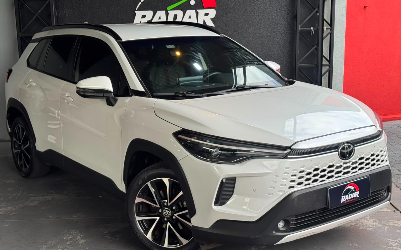 Toyota Corolla Cross 2025 Branco — foto 1 de 3