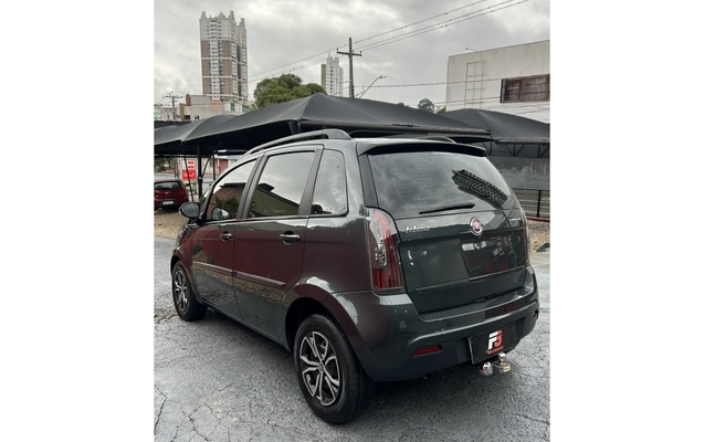 imagem-https://www.socarrao.com.br/sc-vehicle-images-prod/3228186/1786713379946-1_103014.jpg