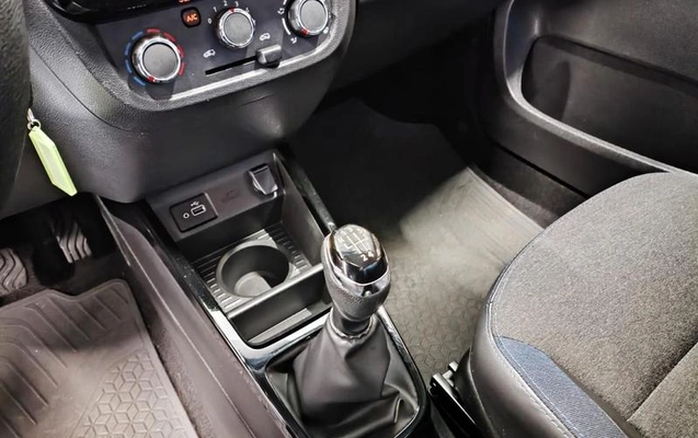 imagem-https://www.socarrao.com.br/sc-vehicle-images-prod/3228306/1787334671342-8379527_14_B_937d612a21.jpeg