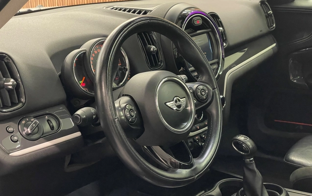 imagem-https://www.socarrao.com.br/sc-vehicle-images-prod/3228323/1786713581789-3e13056a-f9b1-4b81-bd04-3fbedcb2bae7.jpg