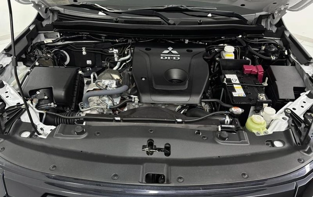 imagem-https://www.socarrao.com.br/sc-vehicle-images-prod/3228415/1789136743603-8378301_22_B_a076444de4.jpeg