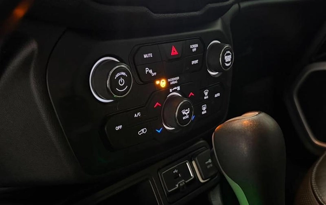 imagem-https://www.socarrao.com.br/sc-vehicle-images-prod/3228435/1789045767948-8378430_7_B_b1ec8abac1.jpeg