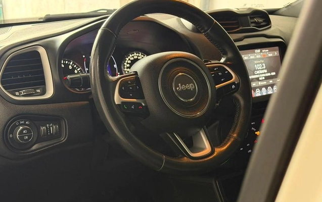 imagem-https://www.socarrao.com.br/sc-vehicle-images-prod/3228435/1789045767950-8378430_6_B_5f30005628.jpeg