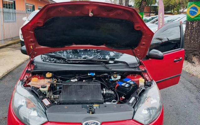 imagem-https://www.socarrao.com.br/sc-vehicle-images-prod/3228548/1789649988402-8229641_18_B_5a4e013d67.jpeg