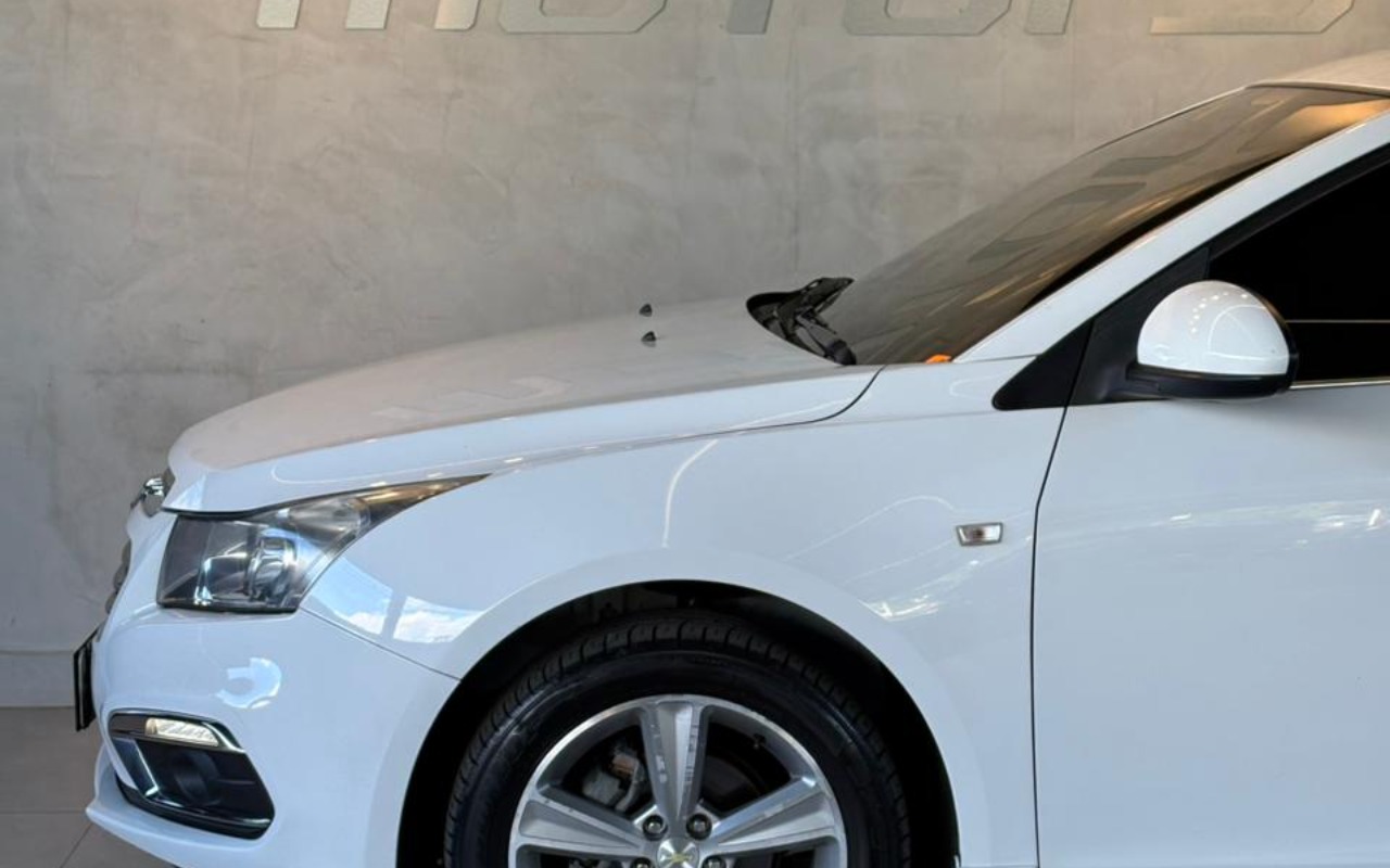 imagem-https://www.socarrao.com.br/sc-vehicle-images-prod/3228606/1786714584774-V2hhdHNBcHAgSW1hZ2UgMjAyNi0wOC0xNCBhdCAxMC4zMi40OCAoMSkuanBlZw.jpeg