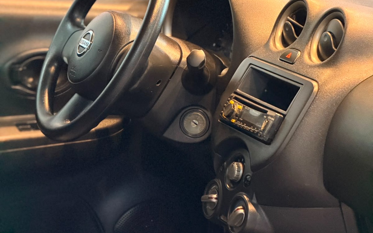 imagem-https://www.socarrao.com.br/sc-vehicle-images-prod/3228660/1786714760491-V2hhdHNBcHAgSW1hZ2UgMjAyNi0wOC0xMyBhdCAxNC40My4zMiAoMikuanBlZw.jpeg