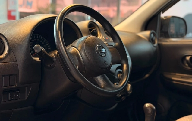 imagem-https://www.socarrao.com.br/sc-vehicle-images-prod/3228660/1786714760703-V2hhdHNBcHAgSW1hZ2UgMjAyNi0wOC0xMyBhdCAxNC40My4zNyAoMSkuanBlZw.jpeg