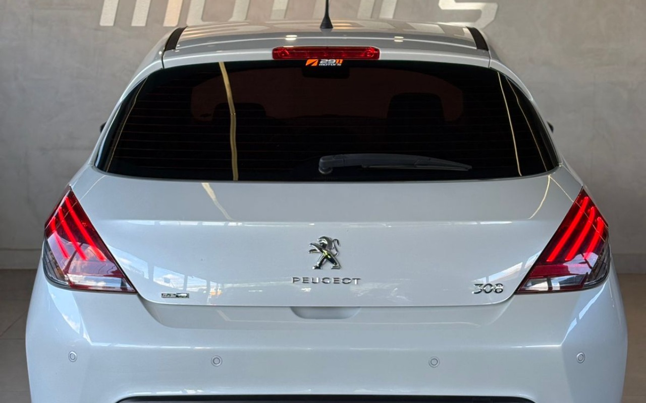 imagem-https://www.socarrao.com.br/sc-vehicle-images-prod/3228865/1786715134379-V2hhdHNBcHAgSW1hZ2UgMjAyNi0wOC0xNCBhdCAxMC40Mi40MSAoMSkuanBlZw.jpeg