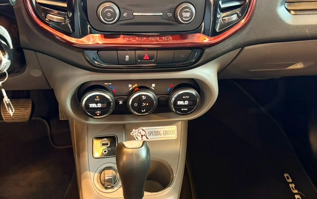 imagem-https://www.socarrao.com.br/sc-vehicle-images-prod/3229009/1786715438070-11708ddd-719e-434c-963a-d4b040280fdc.jpg