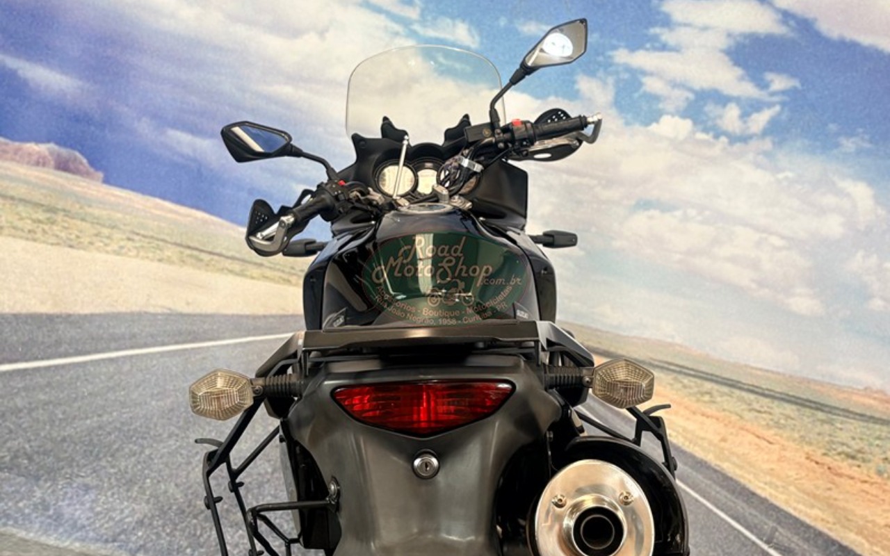 imagem-https://www.socarrao.com.br/sc-vehicle-images-prod/3229312/1786716249760-REw2NTAgMjAxMiBQUkVUQV8zNC5qcGc.jpg