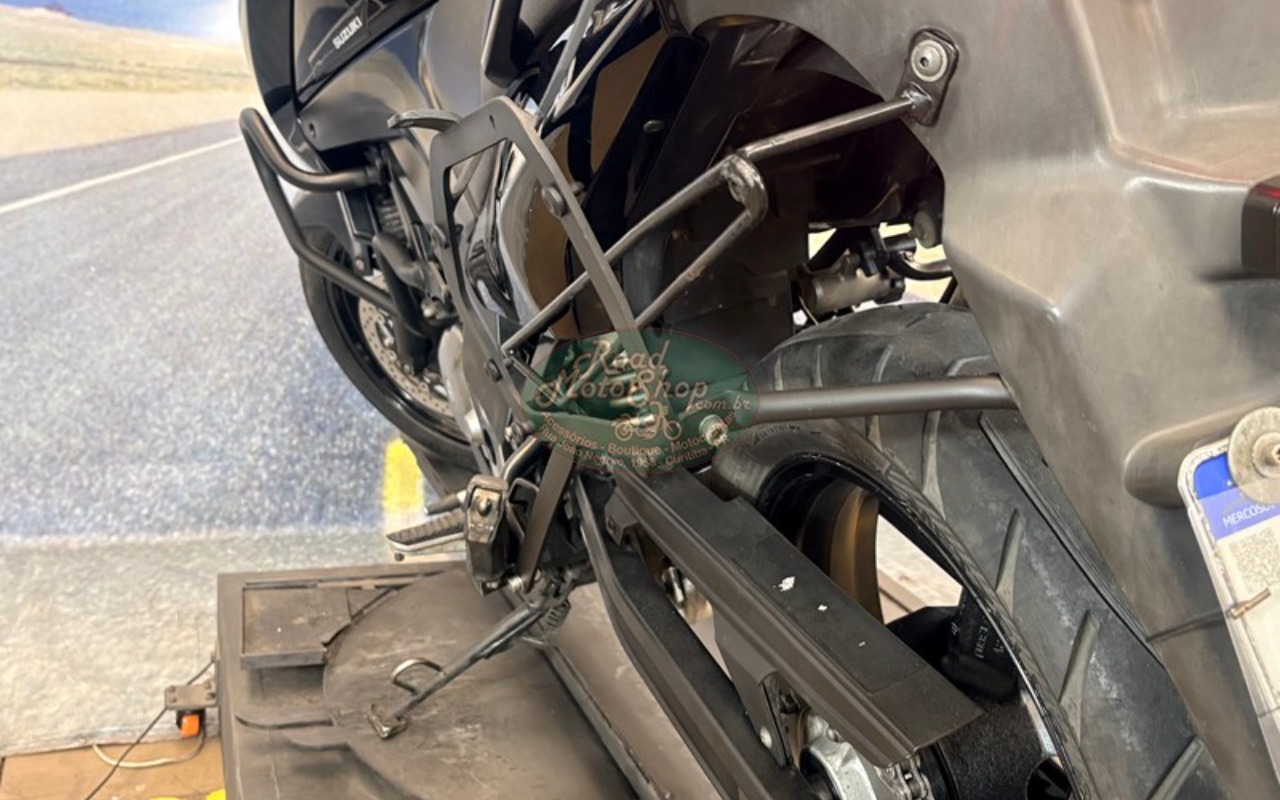imagem-https://www.socarrao.com.br/sc-vehicle-images-prod/3229312/1786716250048-REw2NTAgMjAxMiBQUkVUQV80MC5qcGc.jpg