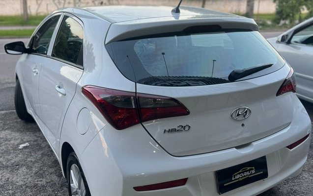 imagem-https://www.socarrao.com.br/sc-vehicle-images-prod/3229326/1786716436700-V2hhdHNBcHAgSW1hZ2UgMjAyNi0wNi0yMyBhdCAxNS40NC40NyAoMikuanBlZw.jpeg