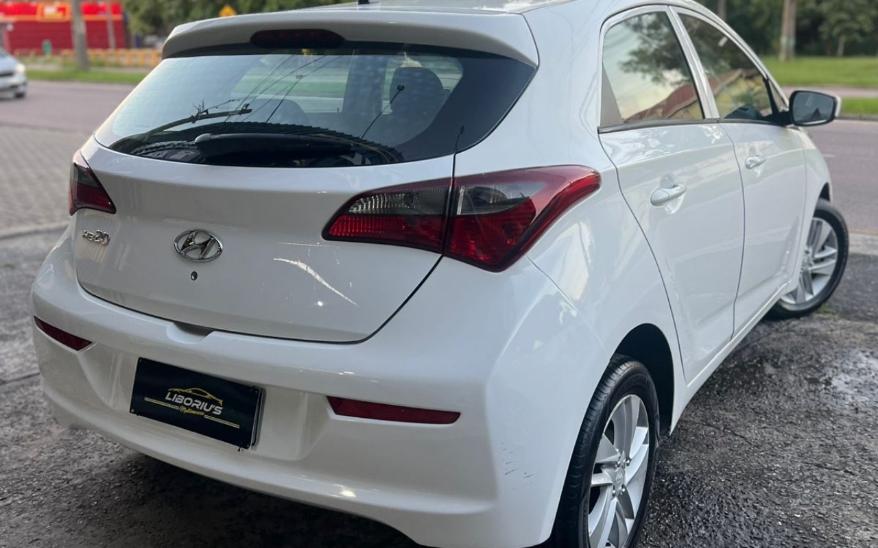 imagem-https://www.socarrao.com.br/sc-vehicle-images-prod/3229326/1786716436821-V2hhdHNBcHAgSW1hZ2UgMjAyNi0wNi0yMyBhdCAxNS40NC40NyAoMSkuanBlZw.jpeg