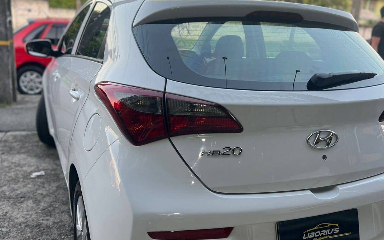 imagem-https://www.socarrao.com.br/sc-vehicle-images-prod/3229326/1786716436971-V2hhdHNBcHAgSW1hZ2UgMjAyNi0wNi0yMyBhdCAxNS40NC40Ni5qcGVn.jpeg
