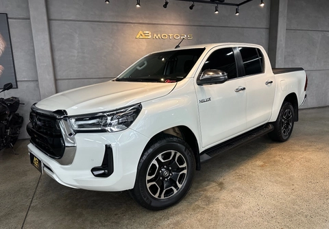 Toyota Hilux 2022 Branco — foto 1 de 3