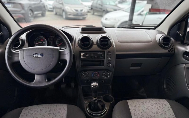 imagem-https://www.socarrao.com.br/sc-vehicle-images-prod/3229710/1789151319722-8379807_6_B_9671ddbd1a.jpeg