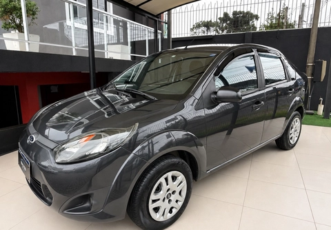 Ford Fiesta 2012 Cinza — foto 1 de 3