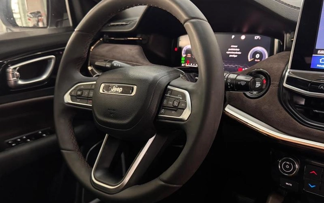 imagem-https://www.socarrao.com.br/sc-vehicle-images-prod/3230053/1789235841514-8376799_17_B_b2e921ad33.jpeg