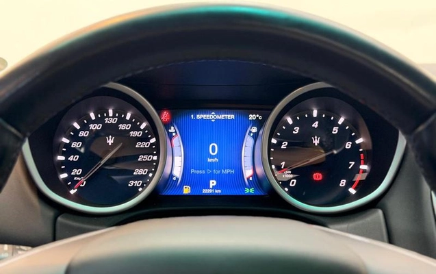 imagem-https://www.socarrao.com.br/sc-vehicle-images-prod/3230064/1787606039268-8351090_8_B_d82fd12b59.jpeg