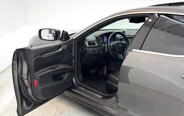 imagem-https://www.socarrao.com.br/sc-vehicle-images-prod/3230064/1787606039280-8351090_18_B_d656dda9dc.jpeg