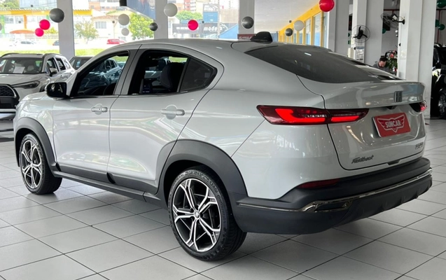 imagem-https://www.socarrao.com.br/sc-vehicle-images-prod/3230065/1786718476759-7_121727.jpg