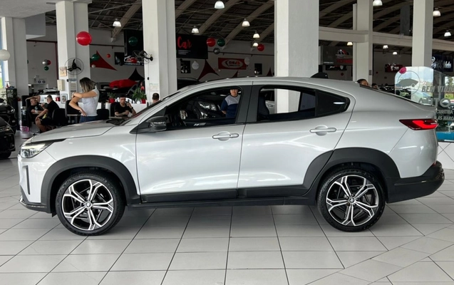 imagem-https://www.socarrao.com.br/sc-vehicle-images-prod/3230065/1786718476761-22_121727.jpg