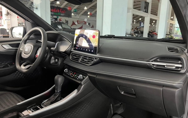 imagem-https://www.socarrao.com.br/sc-vehicle-images-prod/3230065/1786718476765-25_121727.jpg
