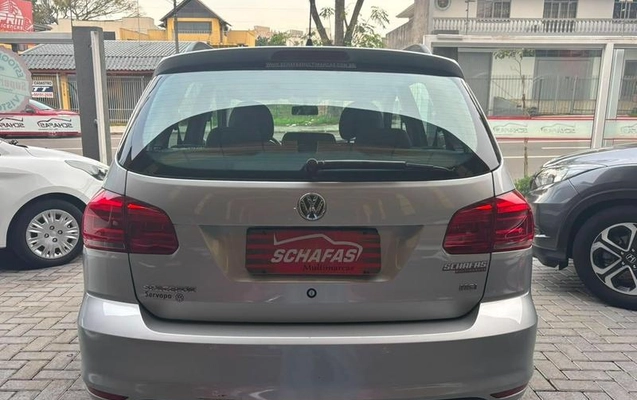 imagem-https://www.socarrao.com.br/sc-vehicle-images-prod/3230241/1786796927692-8380130_10_B_625ab358c9.jpeg