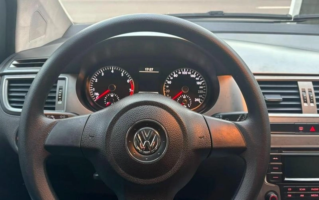 imagem-https://www.socarrao.com.br/sc-vehicle-images-prod/3230241/1786796927692-8380130_8_B_4219ec1b20.jpeg