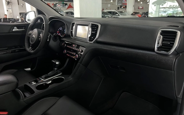 imagem-https://www.socarrao.com.br/sc-vehicle-images-prod/3230349/1786719060747-31_122122.jpg