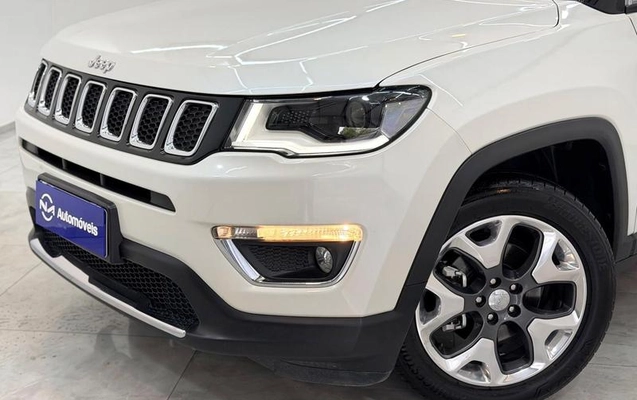 imagem-https://www.socarrao.com.br/sc-vehicle-images-prod/3230391/1786719177267-8375740_14_B_3cebc93b97.jpeg