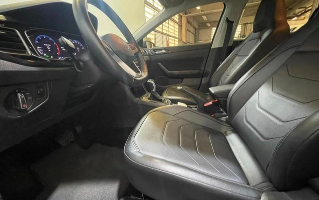 imagem-https://www.socarrao.com.br/sc-vehicle-images-prod/3230605/1786740340068-8380207_7_B_48137fb83d.jpeg