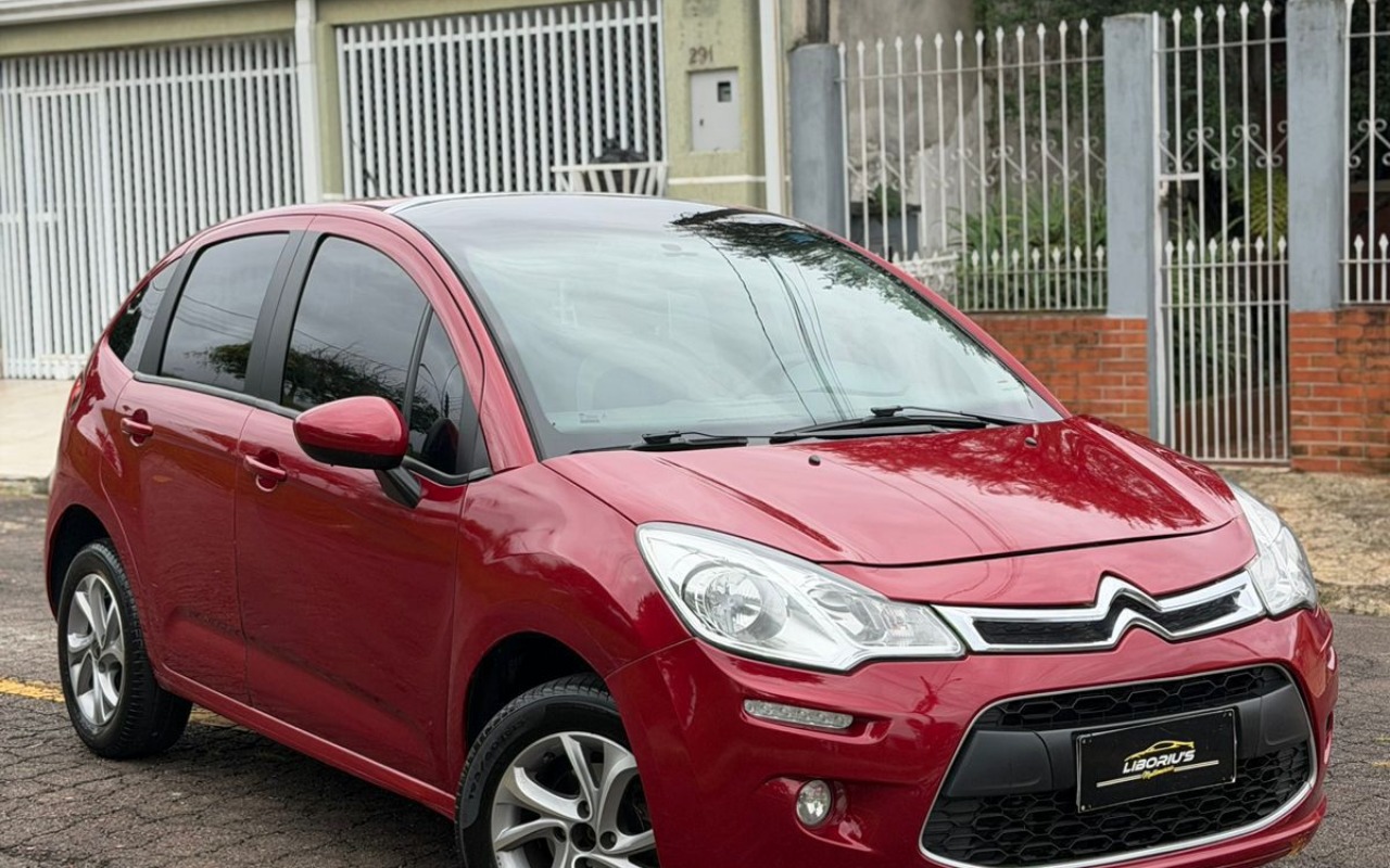 Citroën C3 2017 Vermelho — foto 1 de 3