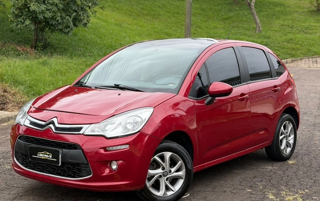 imagem-https://www.socarrao.com.br/sc-vehicle-images-prod/3230825/1786720363098-V2hhdHNBcHAgSW1hZ2UgMjAyNi0wNi0yMyBhdCAxNS40NC41OSAoMikuanBlZw.jpeg