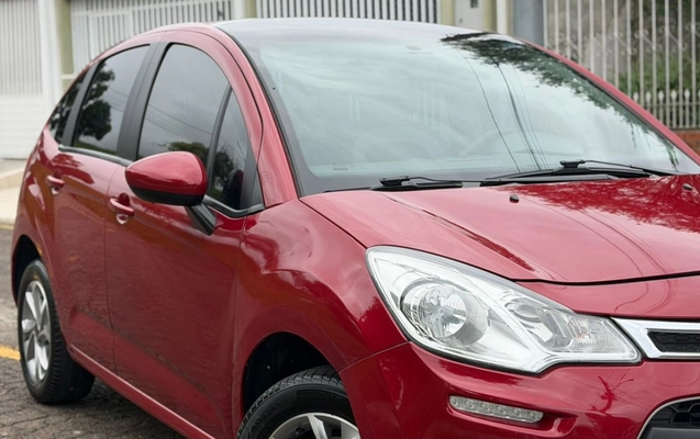 imagem-https://www.socarrao.com.br/sc-vehicle-images-prod/3230825/1786720363245-V2hhdHNBcHAgSW1hZ2UgMjAyNi0wNi0yMyBhdCAxNS40NC41OS5qcGVn.jpeg
