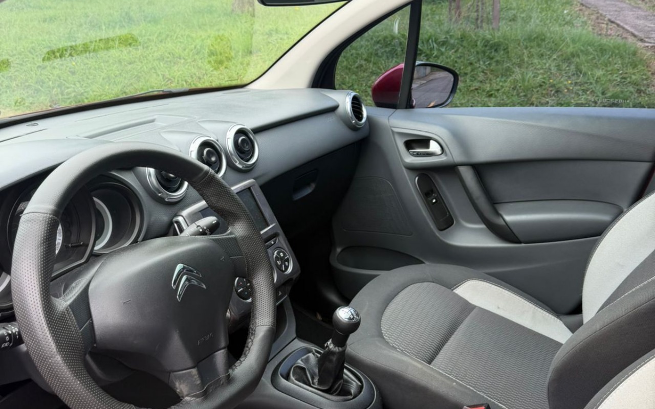 imagem-https://www.socarrao.com.br/sc-vehicle-images-prod/3230825/1786720363645-V2hhdHNBcHAgSW1hZ2UgMjAyNi0wNi0yMyBhdCAxNS40NC41OSAoNCkuanBlZw.jpeg