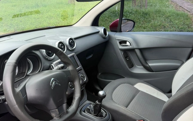 imagem-https://www.socarrao.com.br/sc-vehicle-images-prod/3230825/1786720363645-V2hhdHNBcHAgSW1hZ2UgMjAyNi0wNi0yMyBhdCAxNS40NC41OSAoNCkuanBlZw.jpeg
