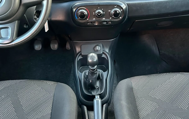 imagem-https://www.socarrao.com.br/sc-vehicle-images-prod/3231030/1787056172638-644ef83c-555b-4204-ab72-1c72a7d746bd.jpg