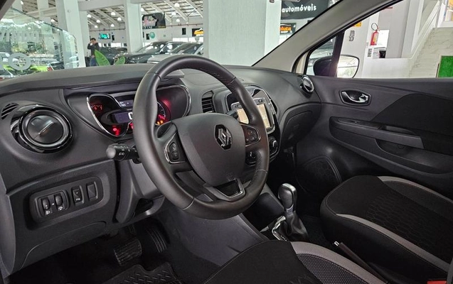 imagem-https://www.socarrao.com.br/sc-vehicle-images-prod/3231241/1788611841584-8369837_7_B_ff1b2b3bd0.jpeg