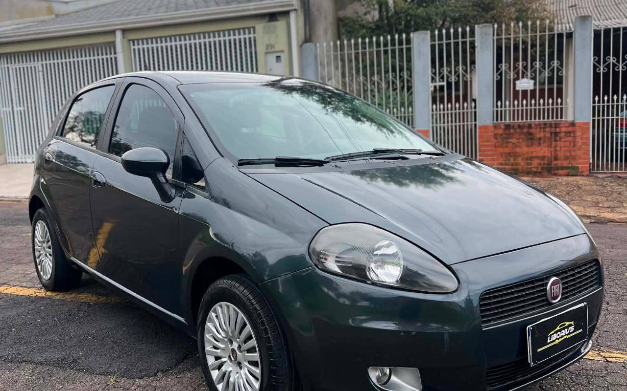 Fiat Punto 2011 Cinza — foto 1 de 3