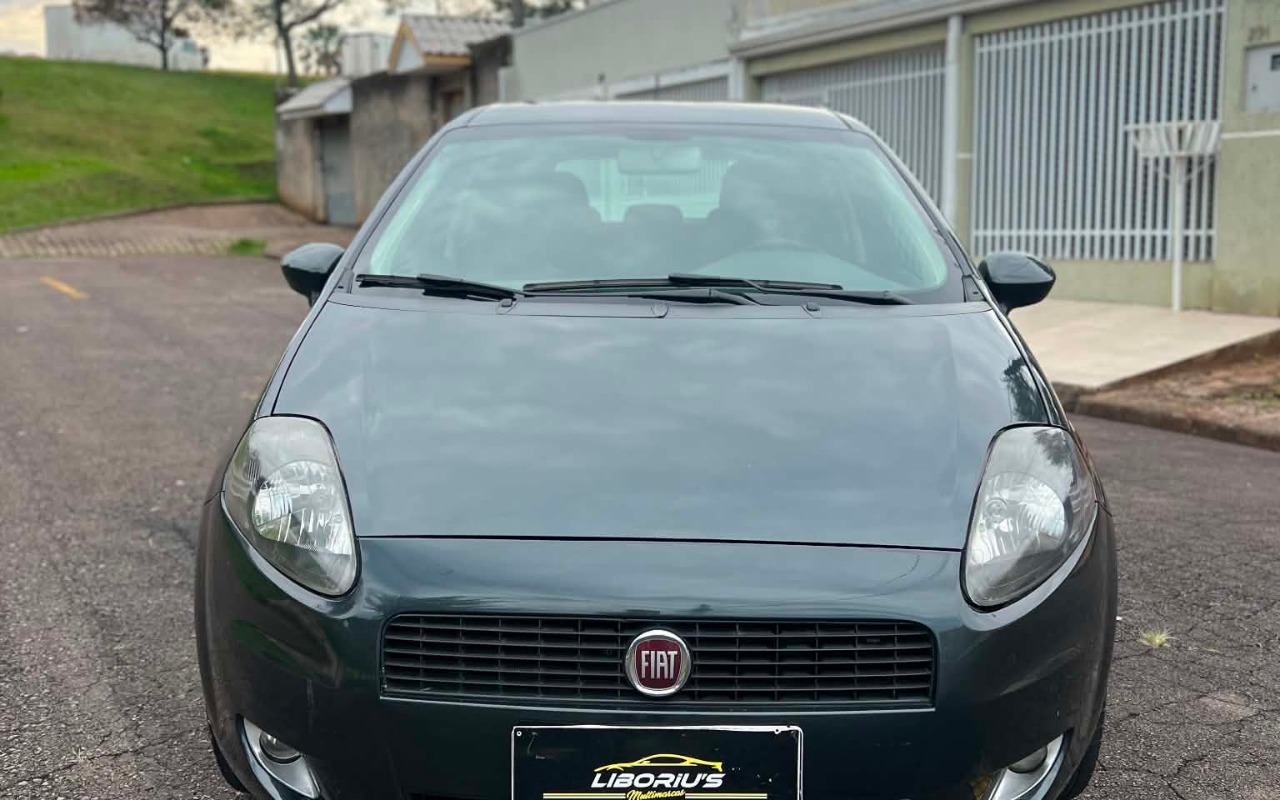imagem-https://www.socarrao.com.br/sc-vehicle-images-prod/3231253/1786721377908-YTA3M2FiZTItYzllZC00MDRjLTkwMDItMzEyNGFmNzg2YWQxLmpwZw.jpg